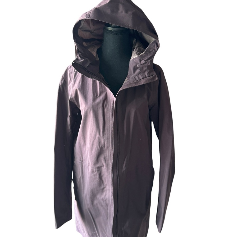 lululemon athletica Plum Hooded Utility Jacket sz 8